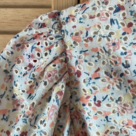 FREE THE ROSES 2.7 AUGUST APPAREL Dress - Picture 3 of 17